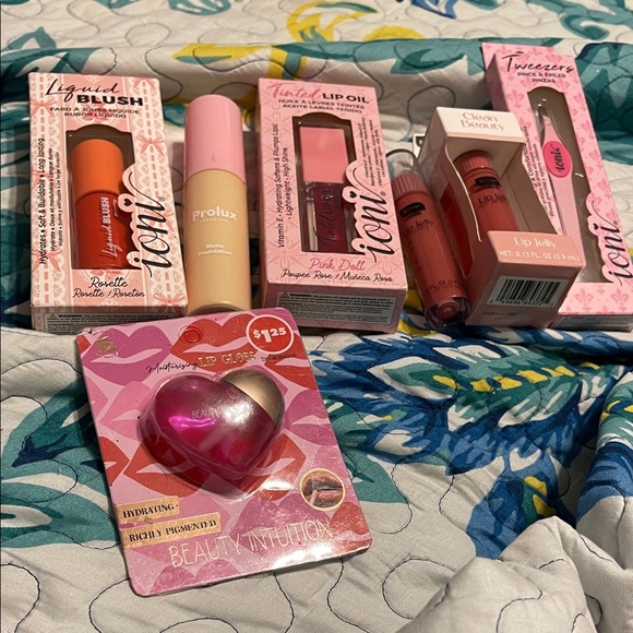 Liquid Blush - Rosette Pink - Picture 1 of 1